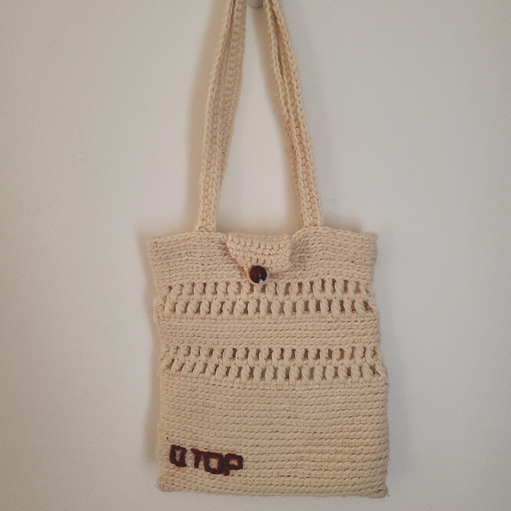 Cream Handcrafted Knit Wool Yarn Granny Bag - Picture 4 of 7